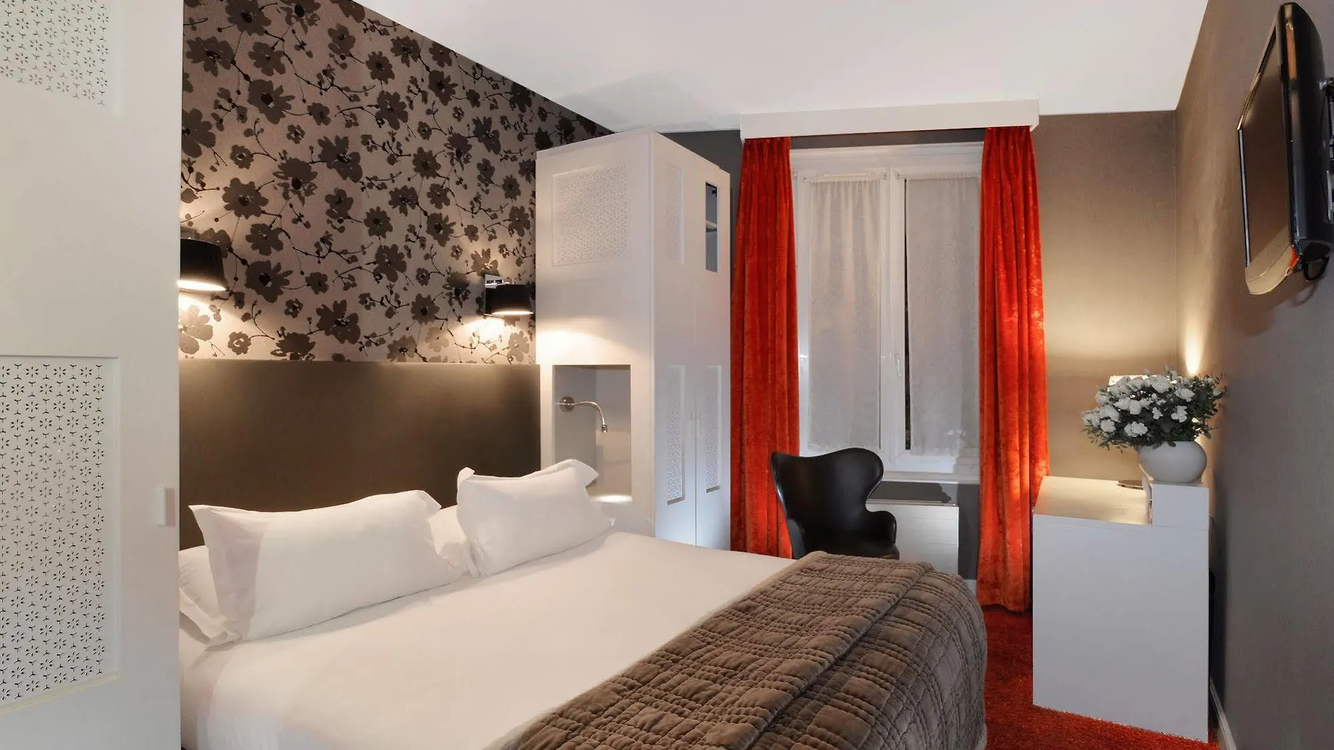 Hotel Plaza Etoile Paris