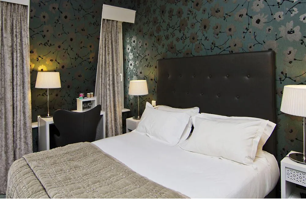 Hotel Plaza Etoile Paris