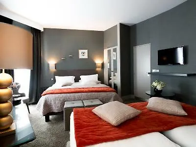Hotel Plaza Etoile Paryż